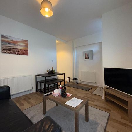 Charming 3-Bedroom House Cardiff Luaran gambar