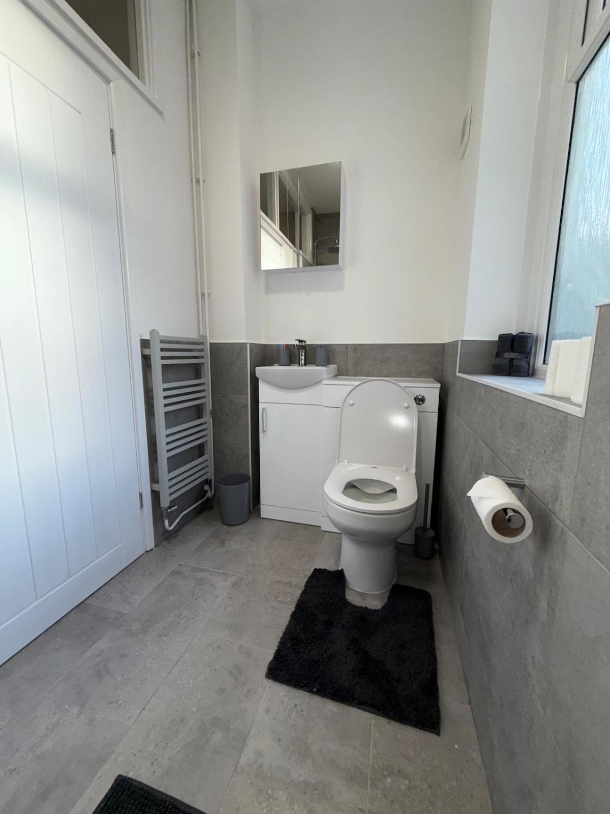 Charming 3-Bedroom House Cardiff Luaran gambar